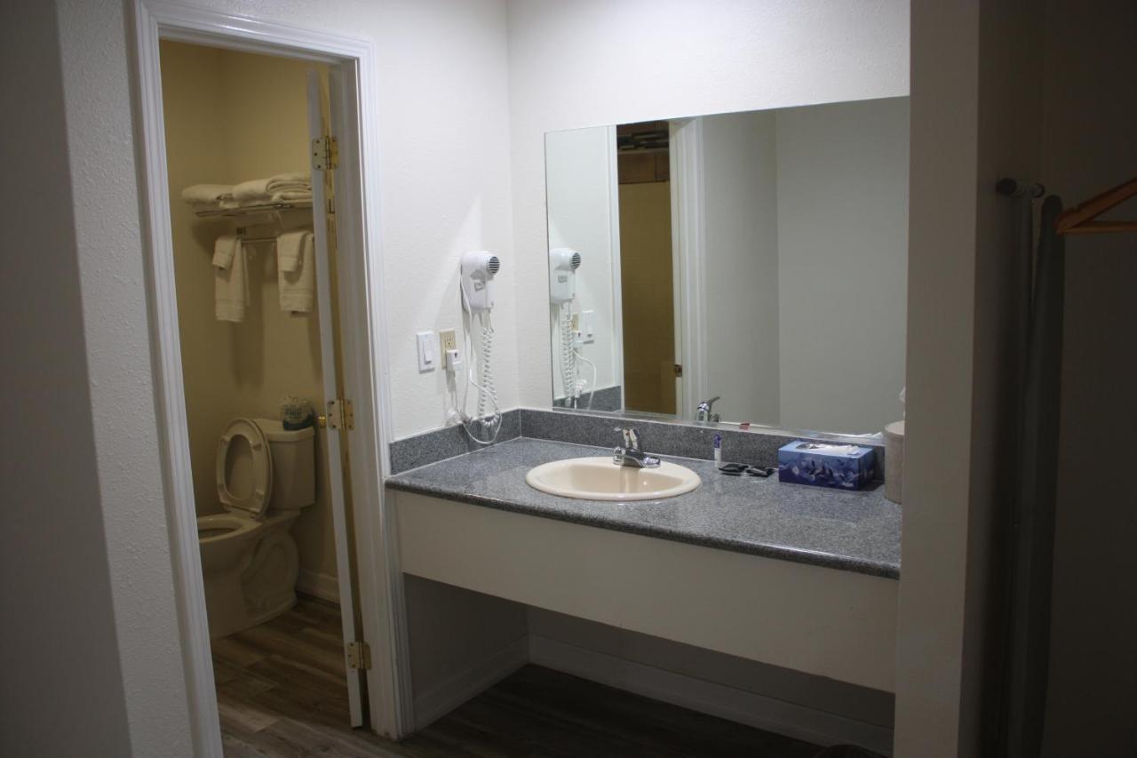 Value Inn & Suites Redding Exteriér fotografie