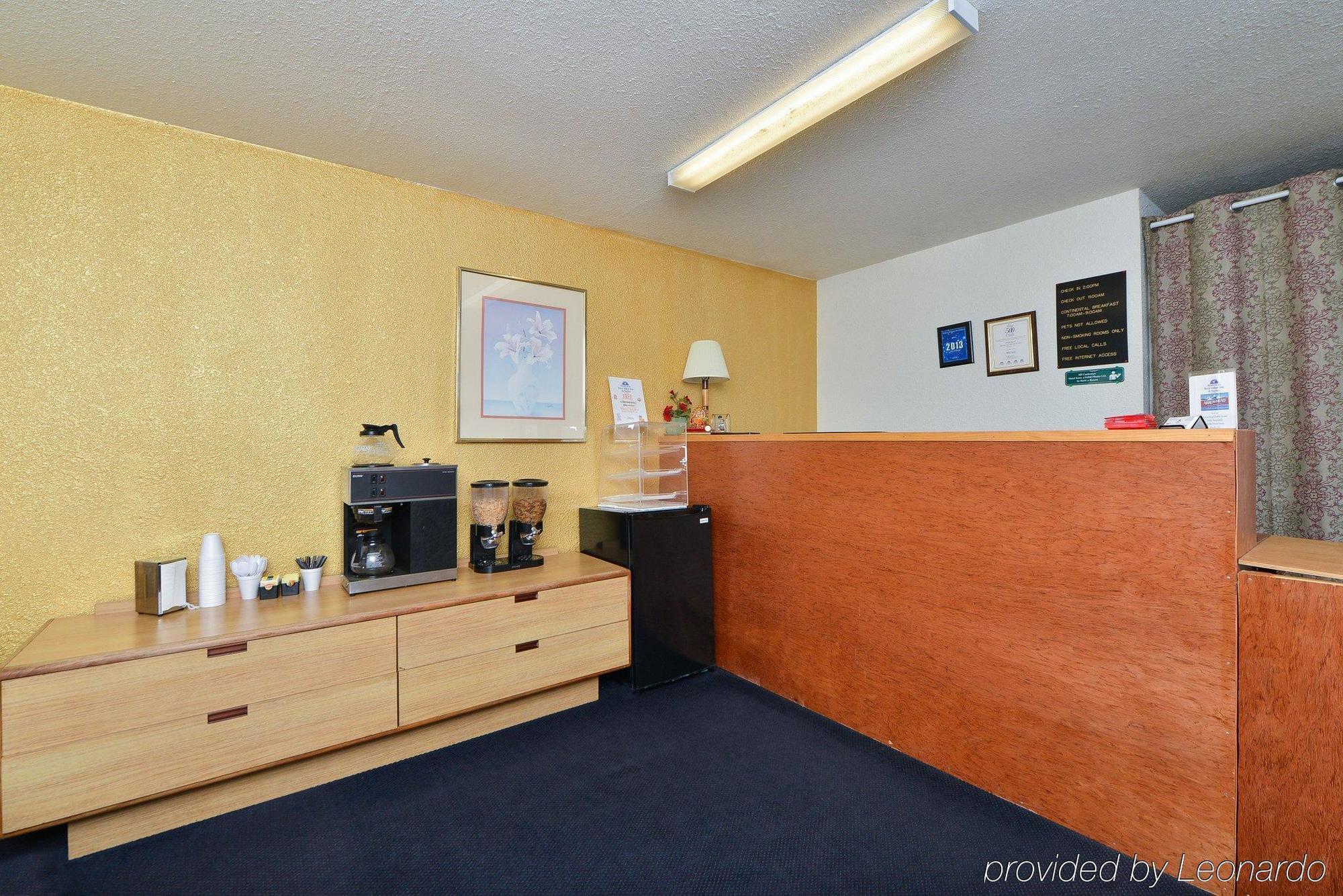 Value Inn & Suites Redding Exteriér fotografie