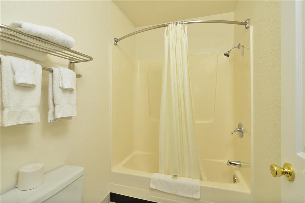 Value Inn & Suites Redding Pokoj fotografie