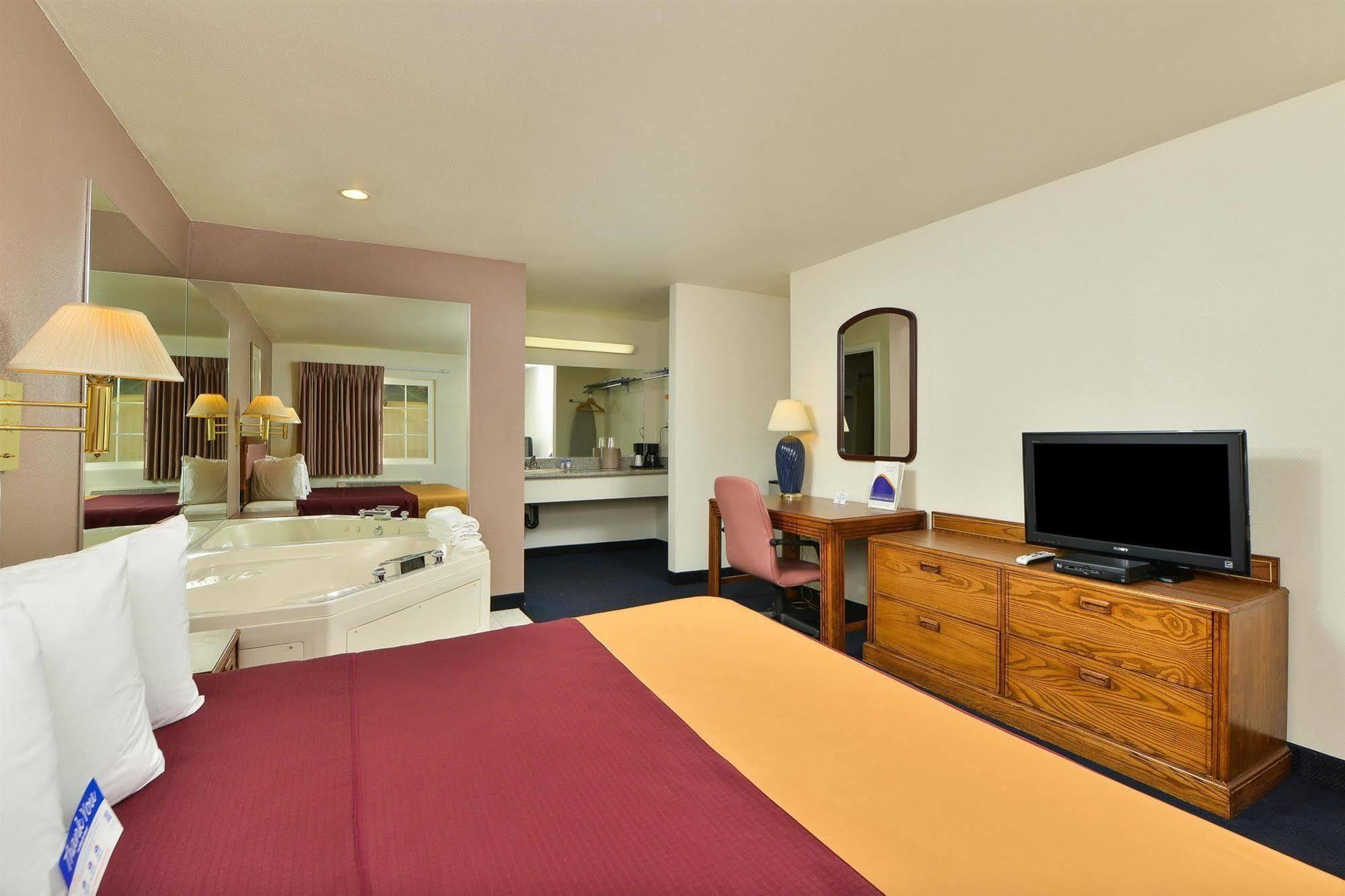 Value Inn & Suites Redding Exteriér fotografie
