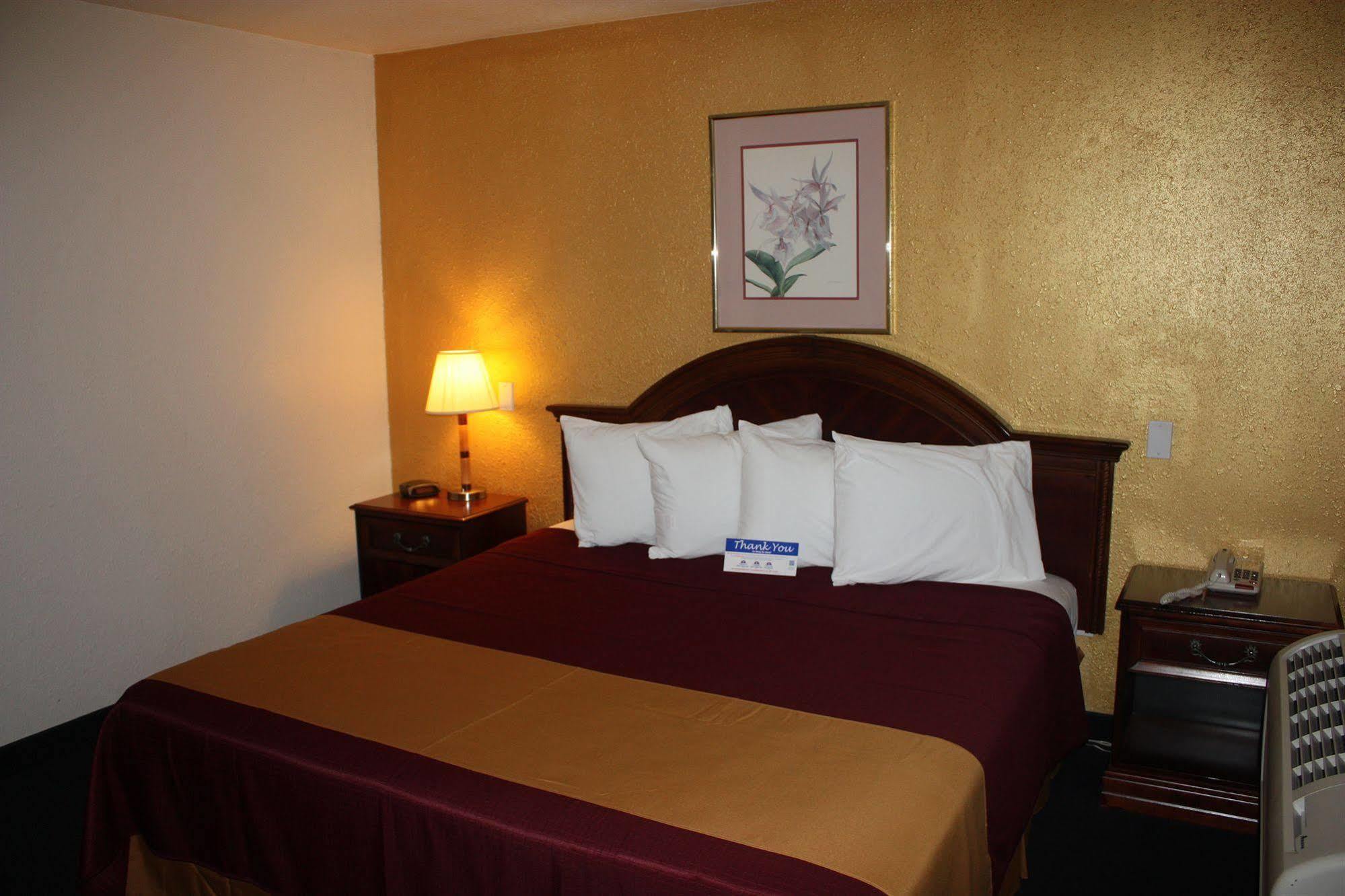 Value Inn & Suites Redding Exteriér fotografie